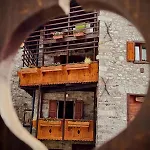 La Tana Dell'orso Apartment *