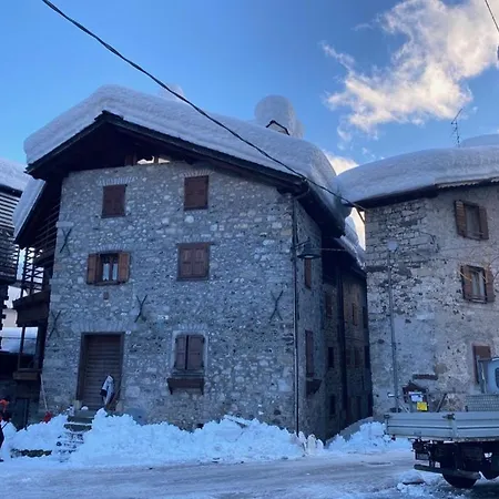 La Tana Dell'orso Appartement *