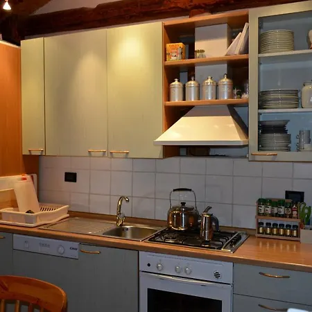 Apartman La Tana Dell'orso *