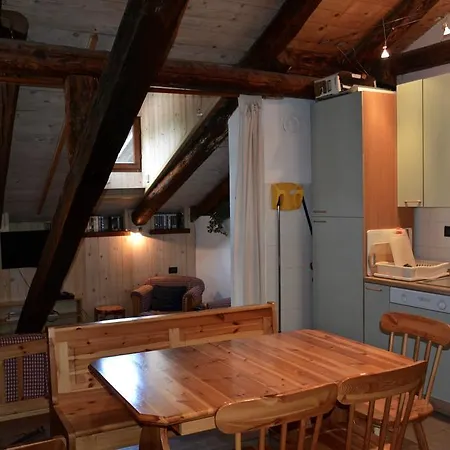 La Tana Dell'orso Daire Forni di Sopra