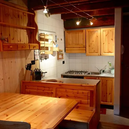 Apartman La Tana Dell'orso *