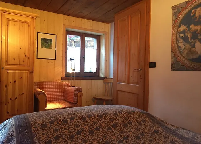 La Tana Dell'orso Apartment *